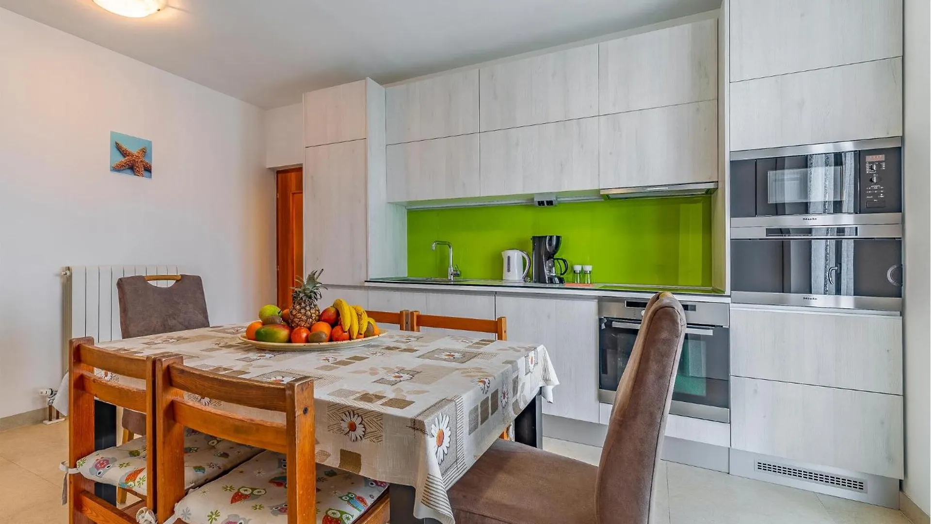 Awesome Apartment In Medulin With Kitchen 0*,  克罗地亚